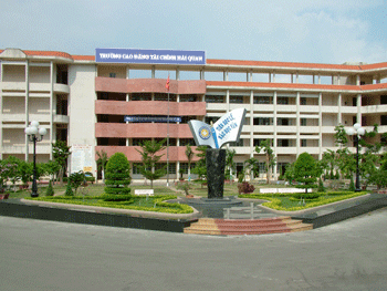 Điểm chuẩn Cao đẳng tài chính hải quan 2011